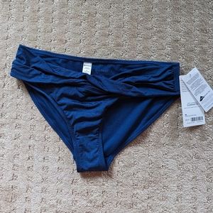 Athleta 💙 bikini bottom NWT size M